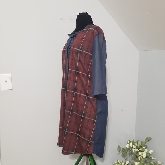 Plaid and Chambray Half Sleeve Grommet Placket Shirt Tail Hem Boho Tunic Dress - Picture 8 of 12